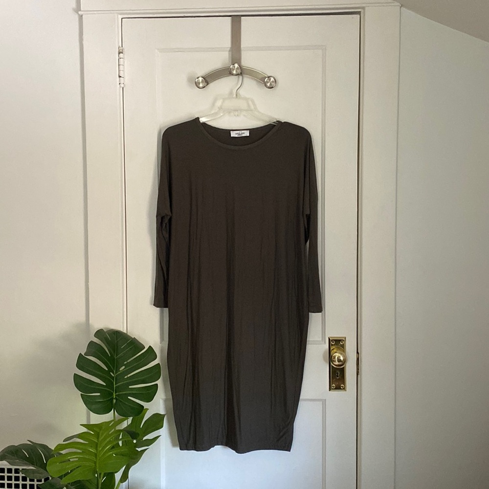 Carly Jean Los Angeles Green T-Shirt Dress